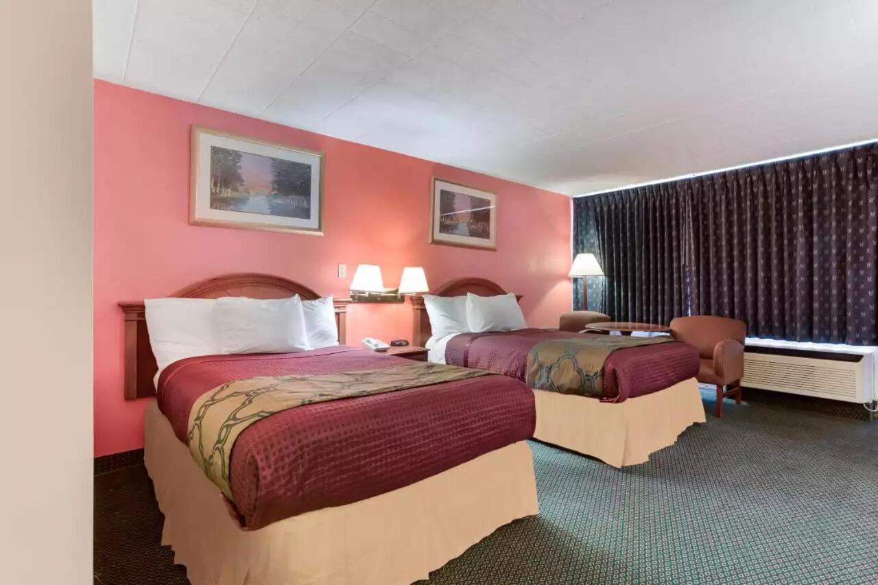 Royal Inn Clearfield Exteriör bild